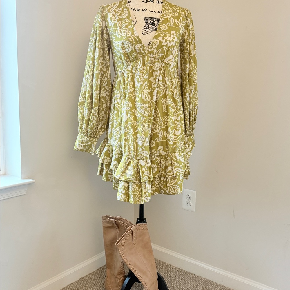 Floral Green Dress - Picture 1 of 4